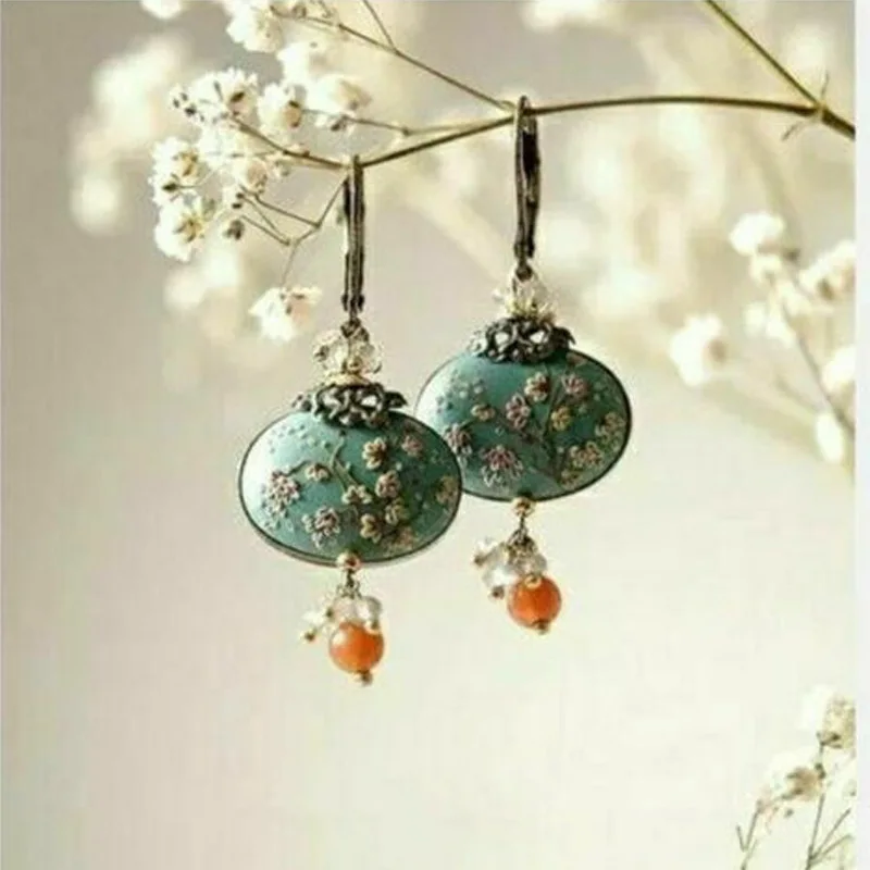 Vintage Sky Blue Dripping Oil Drop Earring Bohemian Ethnic Handmade Red Crystal Dangle Earrings for Women Fashion Boho Jewelry 
Vintage Sky Blue Dripping Oil Drop Earring Bohemian Ethnic Handmade Red Crystal Dangle Earrings for Women Fashion Boho Jewelry