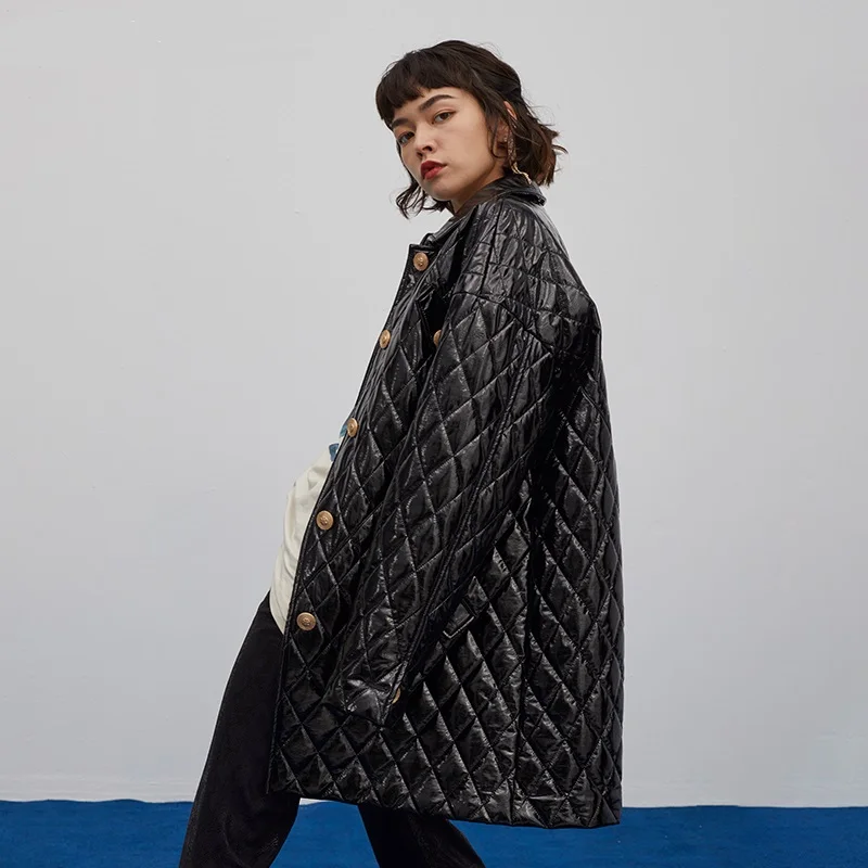 Streetstyle oversize pu leather Cotton coat winter down cotton parkas female glossy fabric warm leather jackets F607
Streetstyle oversize pu leather Cotton coat winter down cotton parkas female glossy fabric warm leather jackets F607