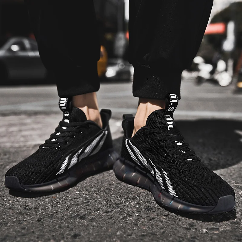 Professioal Breathable Running Shoes Men Outdoor Light Weight Walking Sneakers Comfortable Anti Slip Athletic Footwears Male 
Professioal Breathable Running Shoes Men Outdoor Light Weight Walking Sneakers Comfortable Anti Slip Athletic Footwears Male