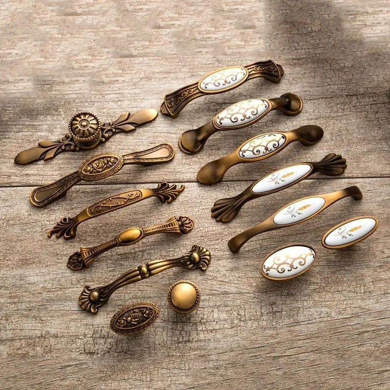 Antique Bronze Door Handles Noble Drawer Pulls Vintage Kitchen Cabinet Handles and Knobs Retro Furniture Handles Hardware
Antique Bronze Door Handles Noble Drawer Pulls Vintage Kitchen Cabinet Handles and Knobs Retro Furniture Handles Hardware