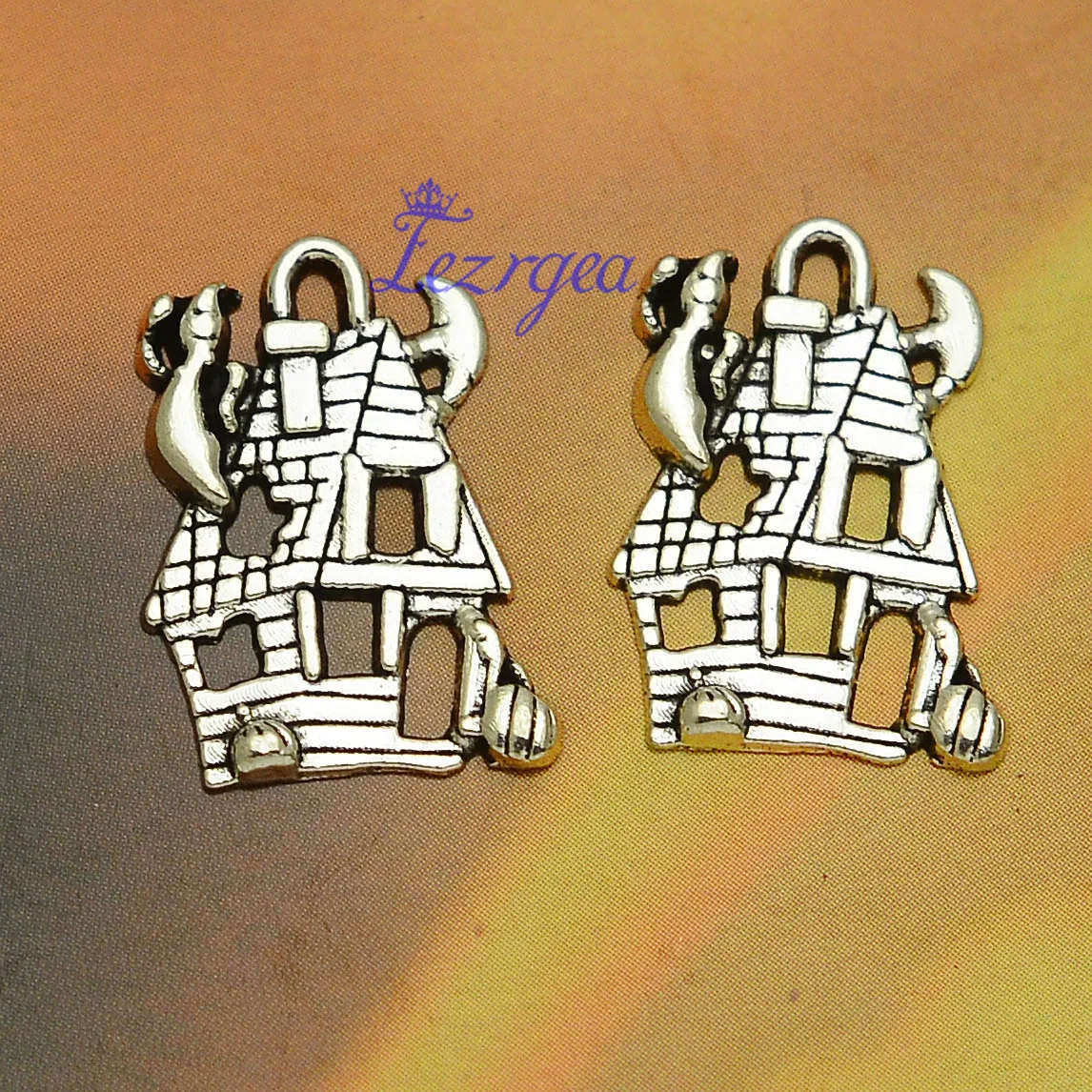 30pcs/lot--21x15mm, Antique silver plated Halloween haunted house Charms ,DIY supplies, Jewelry accessories
30pcs/lot--21x15mm, Antique silver plated Halloween haunted house Charms ,DIY supplies, Jewelry accessories