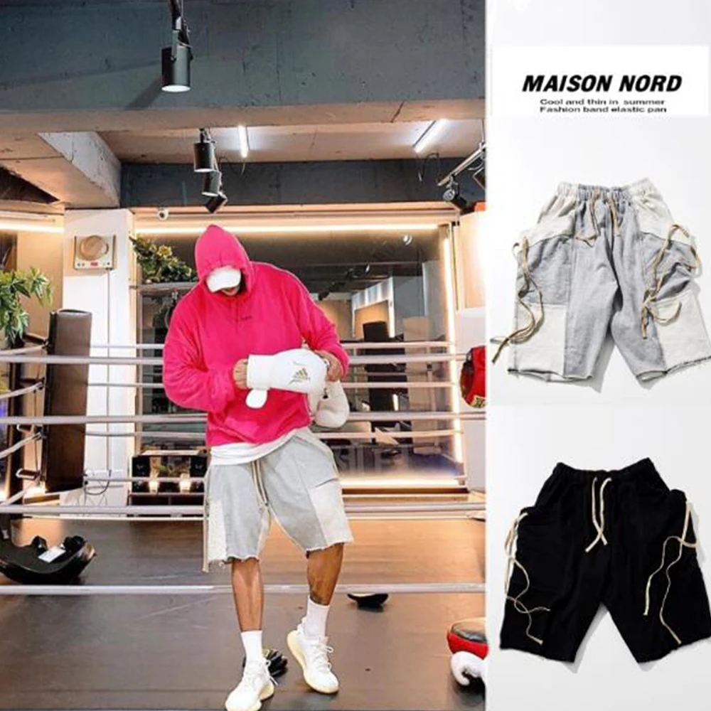 2020 New Men Fitness Shorts Bodybuilding Joggers Summer Cool Short Pants Male Casual Sweatpants
2020 New Men Fitness Shorts Bodybuilding Joggers Summer Cool Short Pants Male Casual Sweatpants