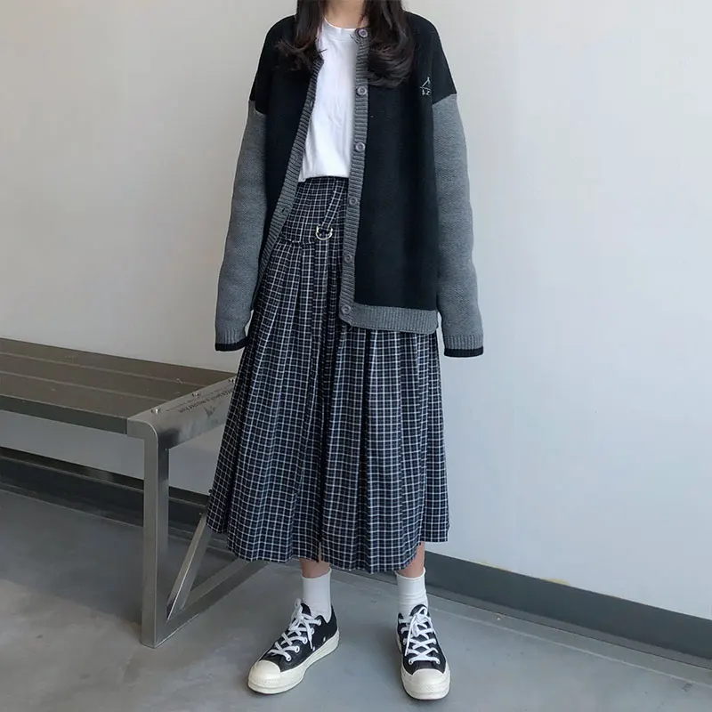 New Japan Style Plaid Casual Long Skirts Women Spring Summer Vintage A-Line Loose Pleated Skirt Woman Harajuku Skirt
New Japan Style Plaid Casual Long Skirts Women Spring Summer Vintage A-Line Loose Pleated Skirt Woman Harajuku Skirt