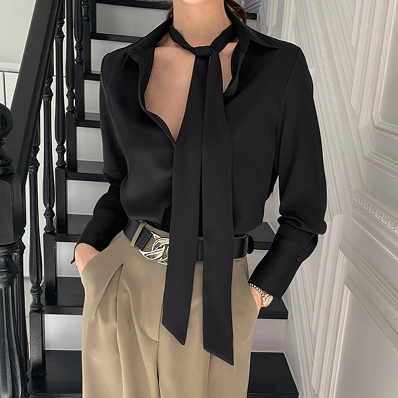 Vintage Long Sleeve Women Blouse Shirts Spring Loose Single Breasted Turn Down Collar Female Blouse Tops Office Lady Shirts
Vintage Long Sleeve Women Blouse Shirts Spring Loose Single Breasted Turn Down Collar Female Blouse Tops Office Lady Shirts