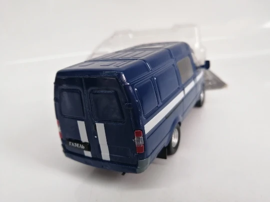 Модель автомобиля из сплава Газа DE A 1:43 литая металлическая игрушка подарок на