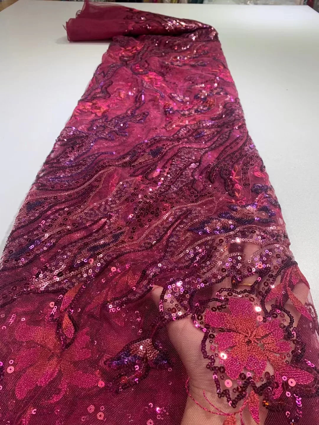 2021 wine Hot Sale Sequins French Tulle Lace Fabric Colorful African Lace Fabric Sequence Lace Material for Party Wedding gold
2021 wine Hot Sale Sequins French Tulle Lace Fabric Colorful African Lace Fabric Sequence Lace Material for Party Wedding gold