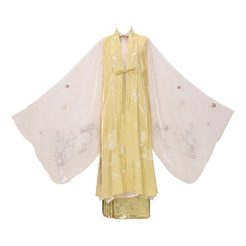 Ink language system of original Ming li chunfeng hanfu female cat apricot collar XieJin gown than a zhijin horse skirt 
Ink language system of original Ming li chunfeng hanfu female cat apricot collar XieJin gown than a zhijin horse skirt