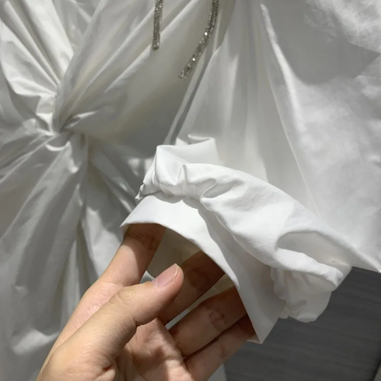 High-end Mini Women Fashion Puff Sleeve V-neck A-line Short Dresses 2020 Summer Runway Zipper Cotton Luxury Bow Sexy Dress
High-end Mini Women Fashion Puff Sleeve V-neck A-line Short Dresses 2020 Summer Runway Zipper Cotton Luxury Bow Sexy Dress
