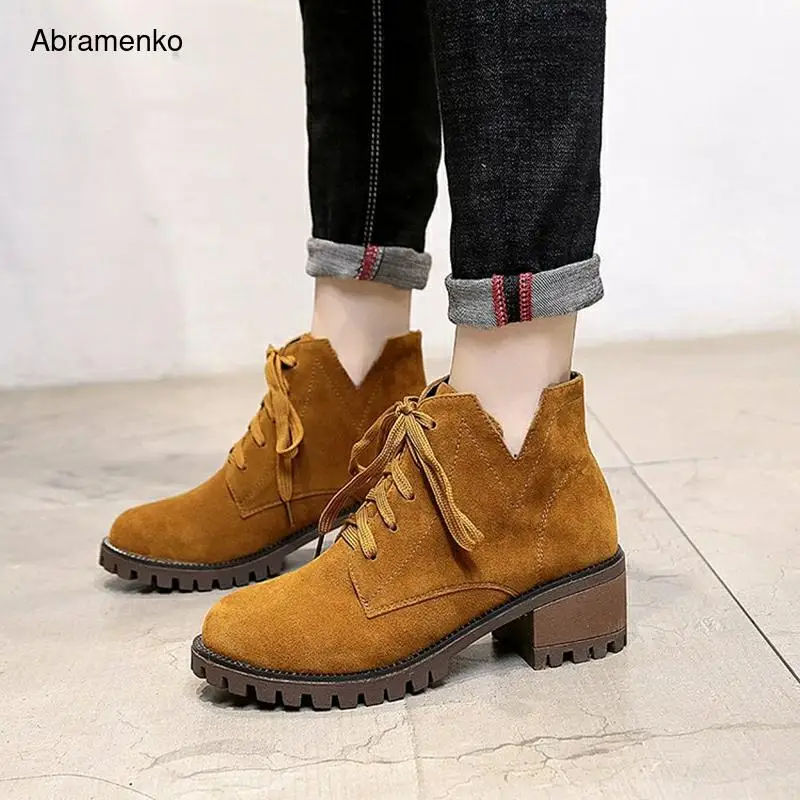 Autumn Boots Woman Lace-Up Thick Heel Boots Shoes Black Martin Boots Women Chunky Ankle Leather Boots Square High Heel Size 4-8
Autumn Boots Woman Lace-Up Thick Heel Boots Shoes Black Martin Boots Women Chunky Ankle Leather Boots Square High Heel Size 4-8