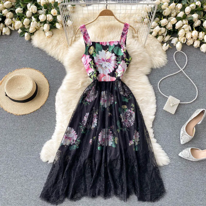Banulin 2021 Summer Runway Elegant Vacation Dress Women Spaghetti Strap Floral Print Black Lace Splicing Midi Dress N69123
Banulin 2021 Summer Runway Elegant Vacation Dress Women Spaghetti Strap Floral Print Black Lace Splicing Midi Dress N69123