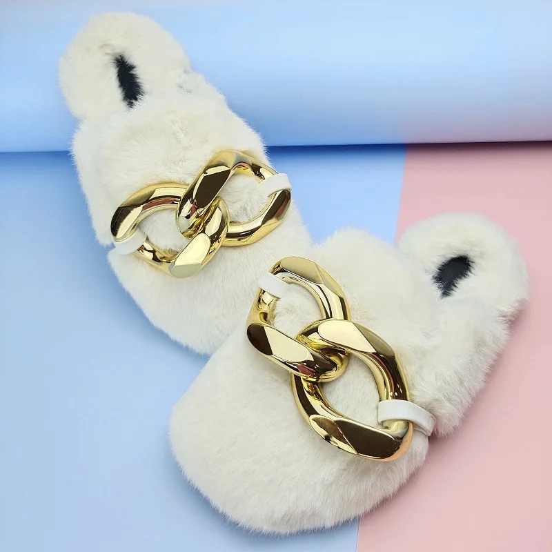 Luxury Furry Women's Home Slipper Fashion Winter Metal Chain Square Toe Flat Shoes Comfortable Plush Fur Women's Shoes
Luxury Furry Women's Home Slipper Fashion Winter Metal Chain Square Toe Flat Shoes Comfortable Plush Fur Women's Shoes