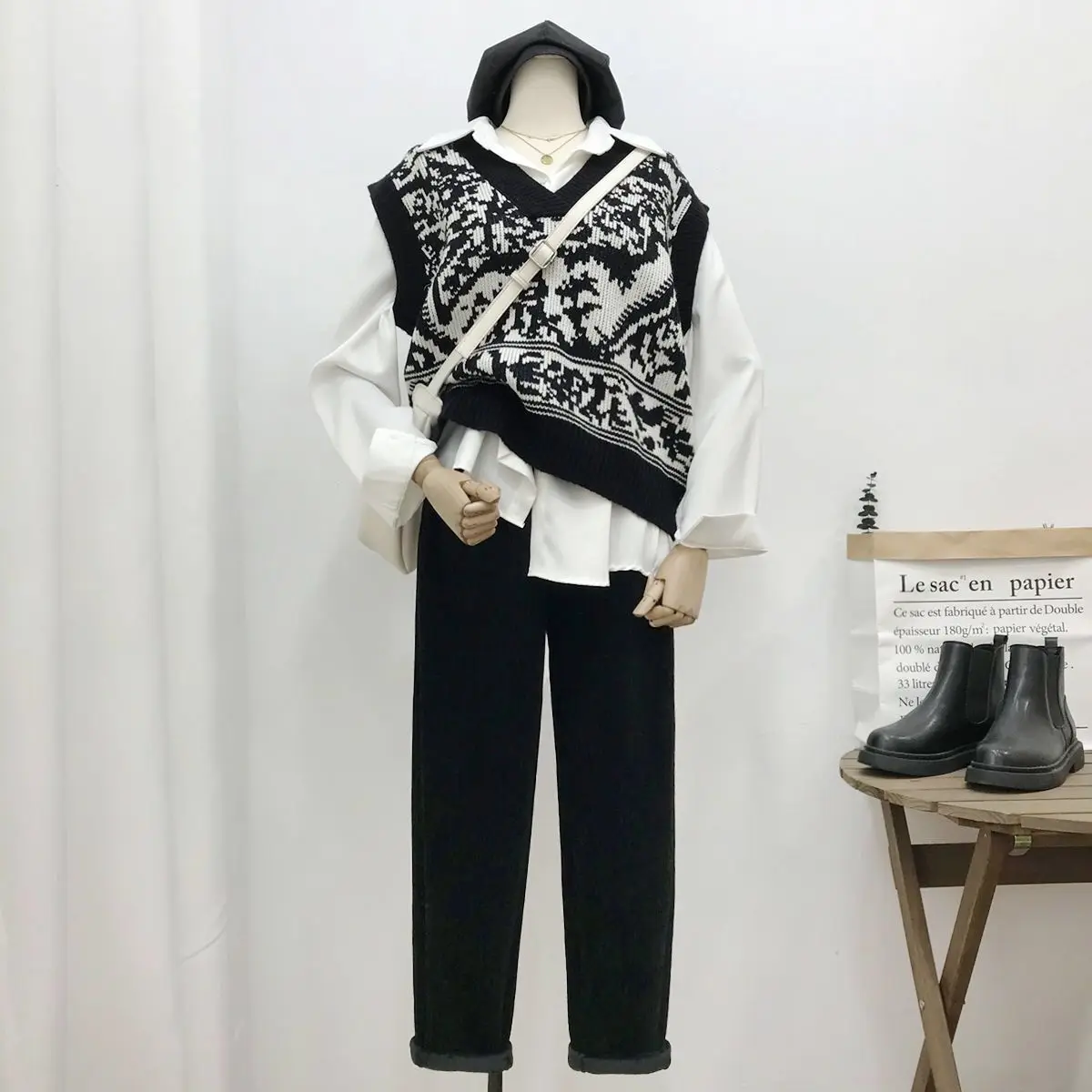 Pants Pleated Fleece Trousers Pockets Elastic High Waist Women Winter Loose Corduroy Long Wide Leg
Pants Pleated Fleece Trousers Pockets Elastic High Waist Women Winter Loose Corduroy Long Wide Leg