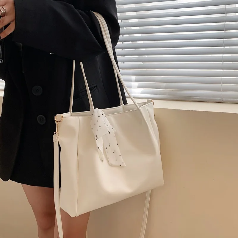 Designer Handbags High Quality Women Shoulder Bags 2021 Simple and Stylish Bucket Bags High Capacity Tote Bags Sac A Main Femme
Designer Handbags High Quality Women Shoulder Bags 2021 Simple and Stylish Bucket Bags High Capacity Tote Bags Sac A Main Femme