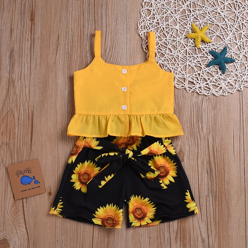2Pcs 2021New Summer Girls Clothing Set Kids Baby Girl Sunflower Printing Lotus Leaf Suspender Tops +Shorts Children Outfits
2Pcs 2021New Summer Girls Clothing Set Kids Baby Girl Sunflower Printing Lotus Leaf Suspender Tops +Shorts Children Outfits