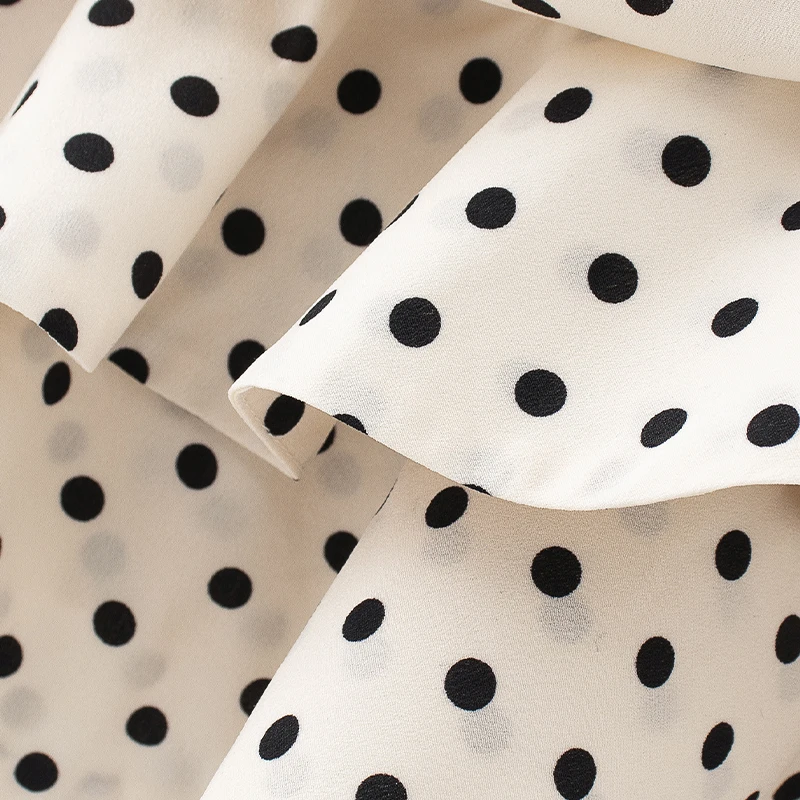 Free shipping Women summer fashion polka dot print pleated asymmetrical birth gift skirt sexy lady back zipper vestidos skirts
Free shipping Women summer fashion polka dot print pleated asymmetrical birth gift skirt sexy lady back zipper vestidos skirts