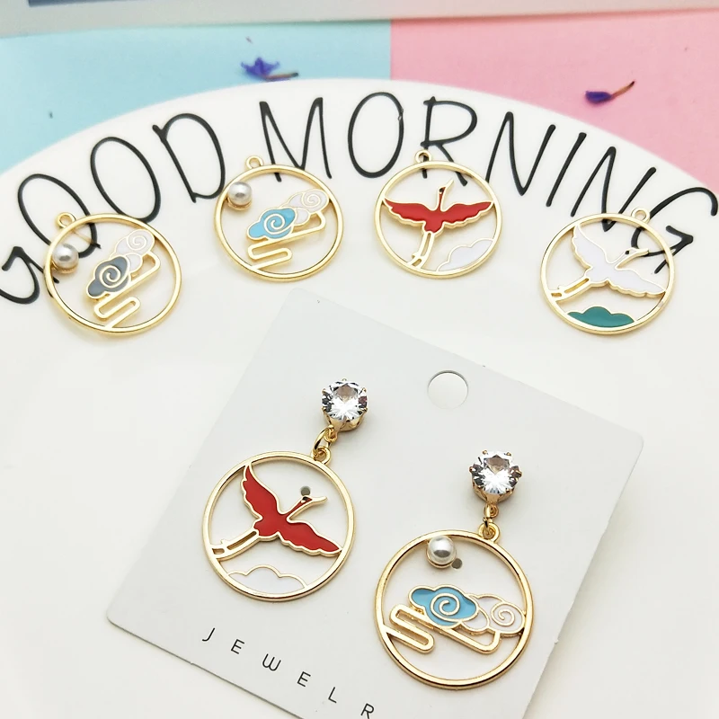 10pcs/bag Red-Crowned Crane White Clouds Charm Pendant Enamel Metal Round Shaped Charms For DIY Hair Earring Jewelry Accessories
10pcs/bag Red-Crowned Crane White Clouds Charm Pendant Enamel Metal Round Shaped Charms For DIY Hair Earring Jewelry Accessories