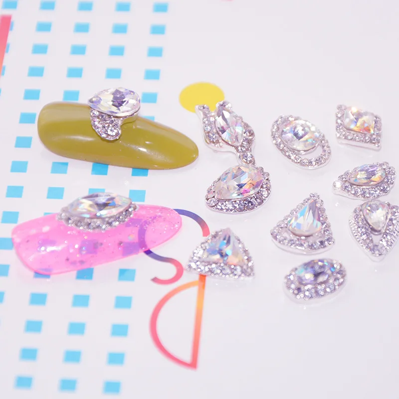 Nail Decoration Elegant Multiple Shapes Designs 10 pcs/Set Alloy With Exquisite Zircon Rhinestones For Nail Tips Beauty Salons
Nail Decoration Elegant Multiple Shapes Designs 10 pcs/Set Alloy With Exquisite Zircon Rhinestones For Nail Tips Beauty Salons
