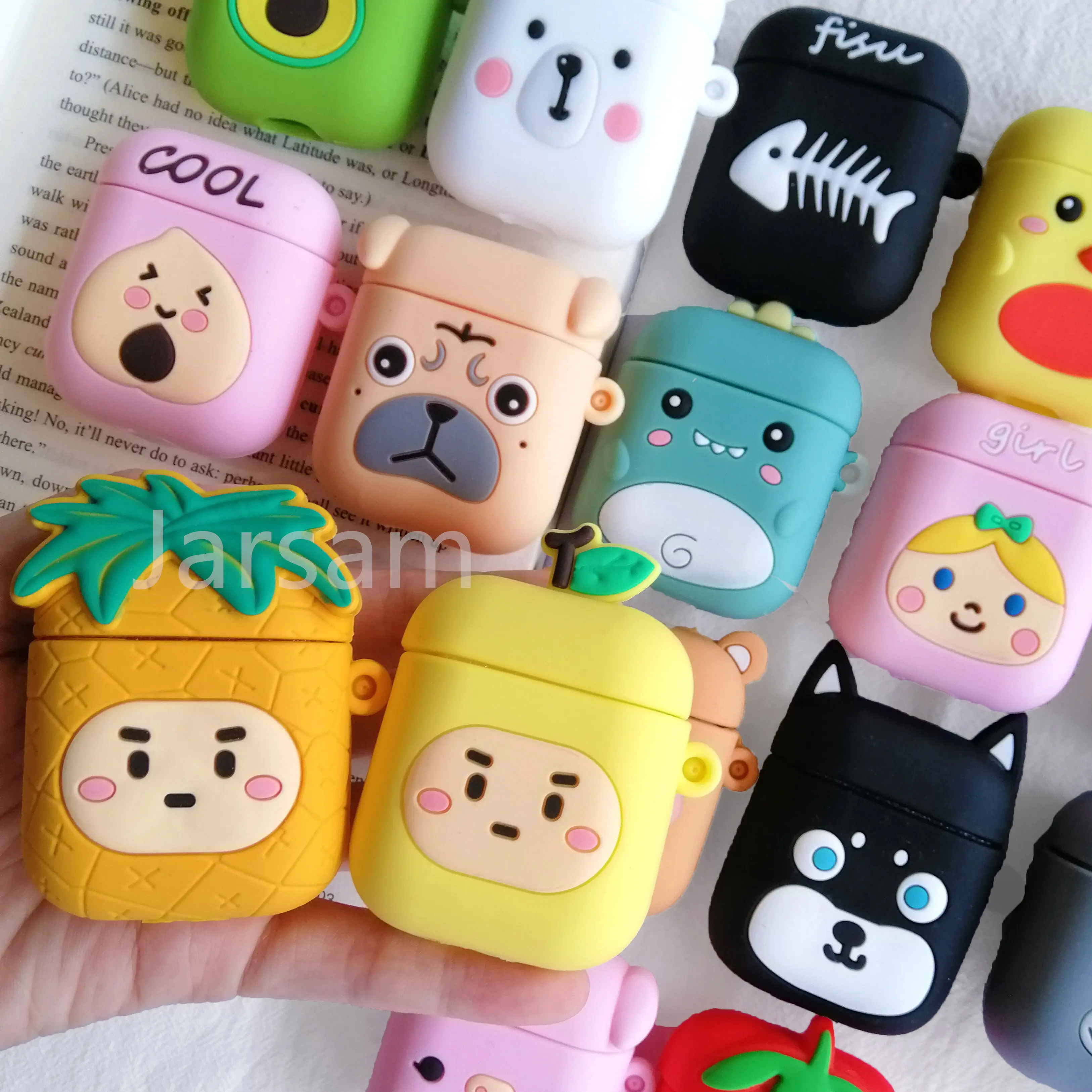 Cartoon Cute Solid Color Earphone Case For AirPods Pro 2 1 Cases Luxury Texture Protective Cover for AirPod 2 for Air Pods
Cartoon Cute Solid Color Earphone Case For AirPods Pro 2 1 Cases Luxury Texture Protective Cover for AirPod 2 for Air Pods