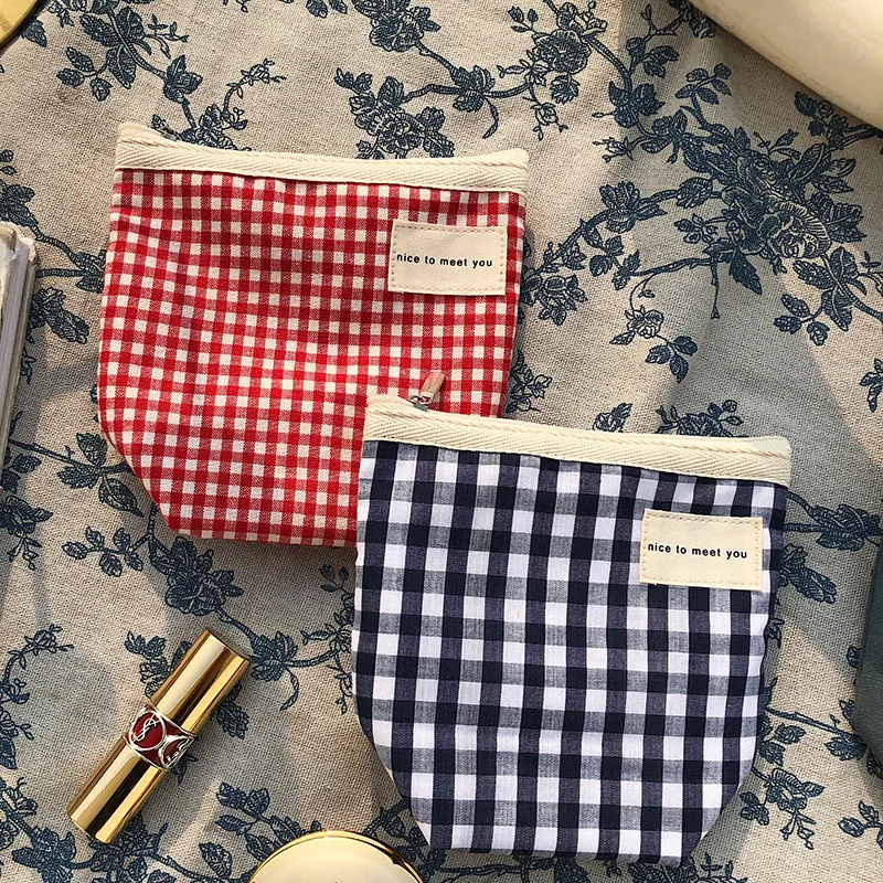 South Korea Zero Cosmetic Bag Women Canvas Make Up Coin Money Card Lipstick Storage Purse Bags Portable Pouch 
South Korea Zero Cosmetic Bag Women Canvas Make Up Coin Money Card Lipstick Storage Purse Bags Portable Pouch
