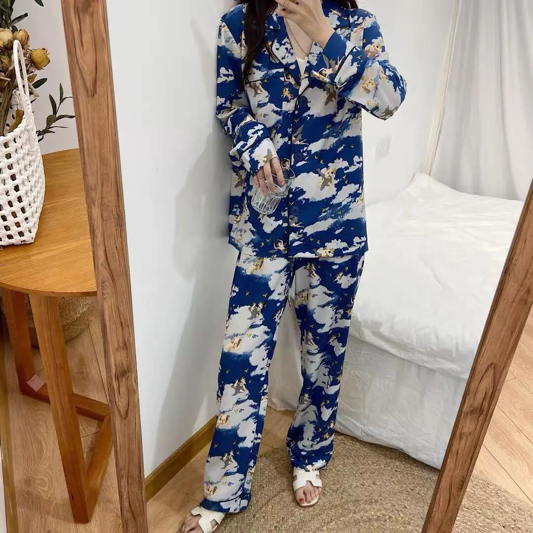 Pajamas Sets Womens Kawaii Angel Print Satin Silk Pyjamas Ladies Sleepwear Long Sleeve Nightwear Top and Long Pants Pijama Suit
Pajamas Sets Womens Kawaii Angel Print Satin Silk Pyjamas Ladies Sleepwear Long Sleeve Nightwear Top and Long Pants Pijama Suit