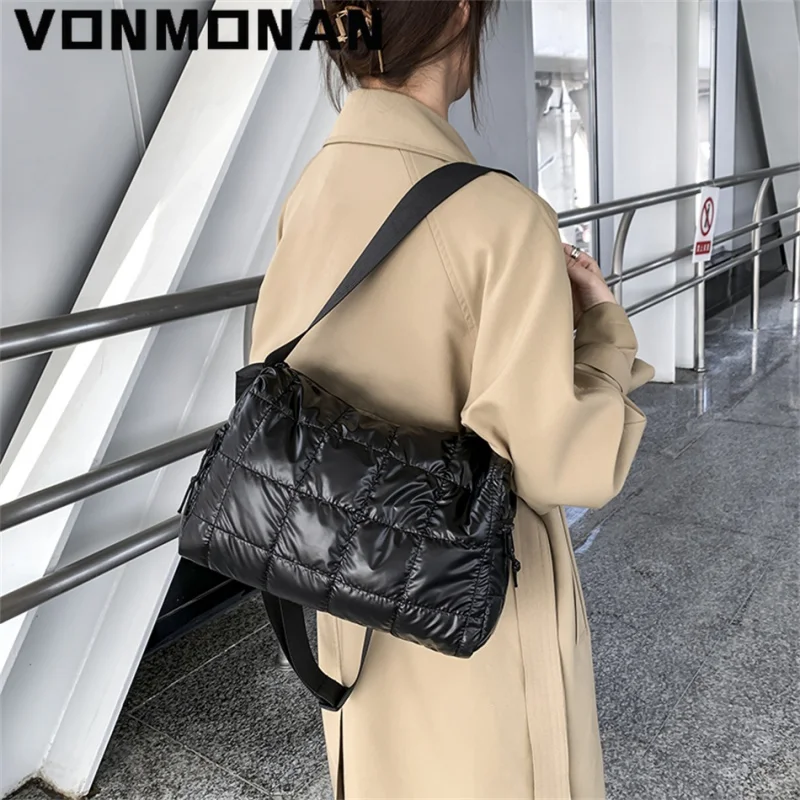 Fashion Shoulder Space Bag for Women Handbag Purses Designer Bucket Crossbody Cotton Down Bag Warm Trend Winter Big Capacity Sac
Fashion Shoulder Space Bag for Women Handbag Purses Designer Bucket Crossbody Cotton Down Bag Warm Trend Winter Big Capacity Sac