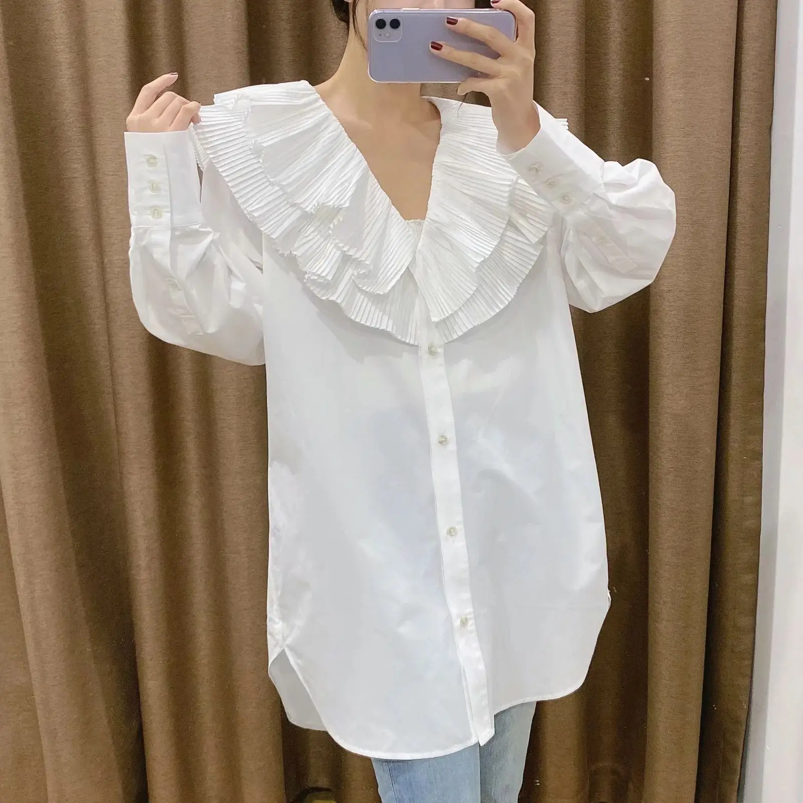 2021 New Women white Blouse Shirt Oversized Long Sleeves Ruffled V-neck Elegant Casual Woman Blouse Shirt Femme Mujer blusas
2021 New Women white Blouse Shirt Oversized Long Sleeves Ruffled V-neck Elegant Casual Woman Blouse Shirt Femme Mujer blusas
