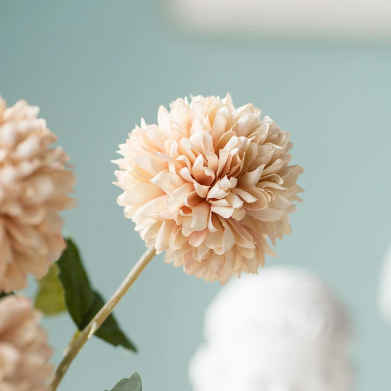 Decorative Artificial Flower Chrysanthemum Balls Simulation Silk Mariage Fake Flower DIY Party Home Wedding Decoration Flowers
Decorative Artificial Flower Chrysanthemum Balls Simulation Silk Mariage Fake Flower DIY Party Home Wedding Decoration Flowers