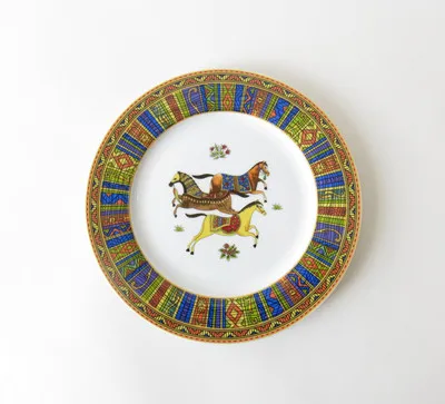 European War Horse Ceramic Western Steak Plate Sand Dinner Dish Household Vegetable Plates Home Decoration Ornaments
European War Horse Ceramic Western Steak Plate Sand Dinner Dish Household Vegetable Plates Home Decoration Ornaments