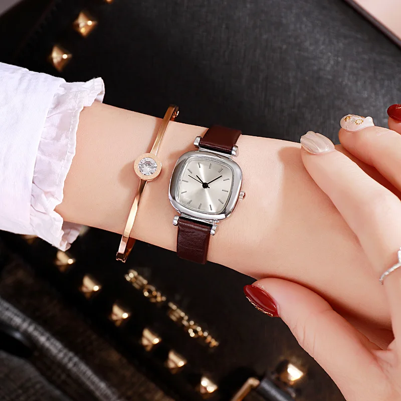 Business Female Watches Luxury PU Belt Watch For Women Quartz Clock Ladies Watch WomenS Fashion Wristwatch Reloj Mujer Montre
Business Female Watches Luxury PU Belt Watch For Women Quartz Clock Ladies Watch WomenS Fashion Wristwatch Reloj Mujer Montre