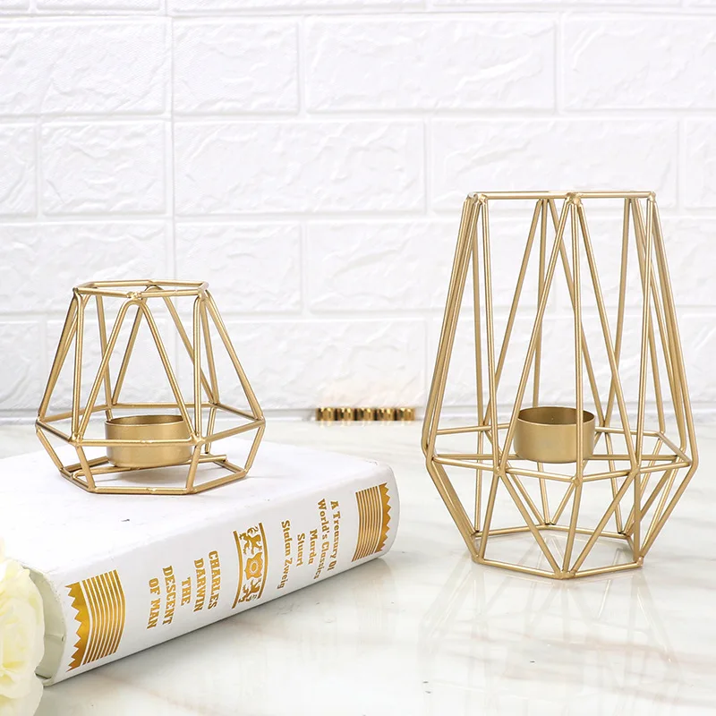 Nordic Gold Luxury Metal Candlestick Modern Design Creative Candlestick Gift Kitchen Living Room Home Decoration
Nordic Gold Luxury Metal Candlestick Modern Design Creative Candlestick Gift Kitchen Living Room Home Decoration