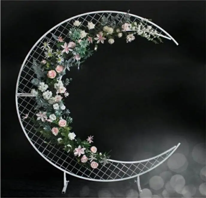 Wedding props new wrought iron arch grid Wedding background iron moon shape decoration shelf
Wedding props new wrought iron arch grid Wedding background iron moon shape decoration shelf