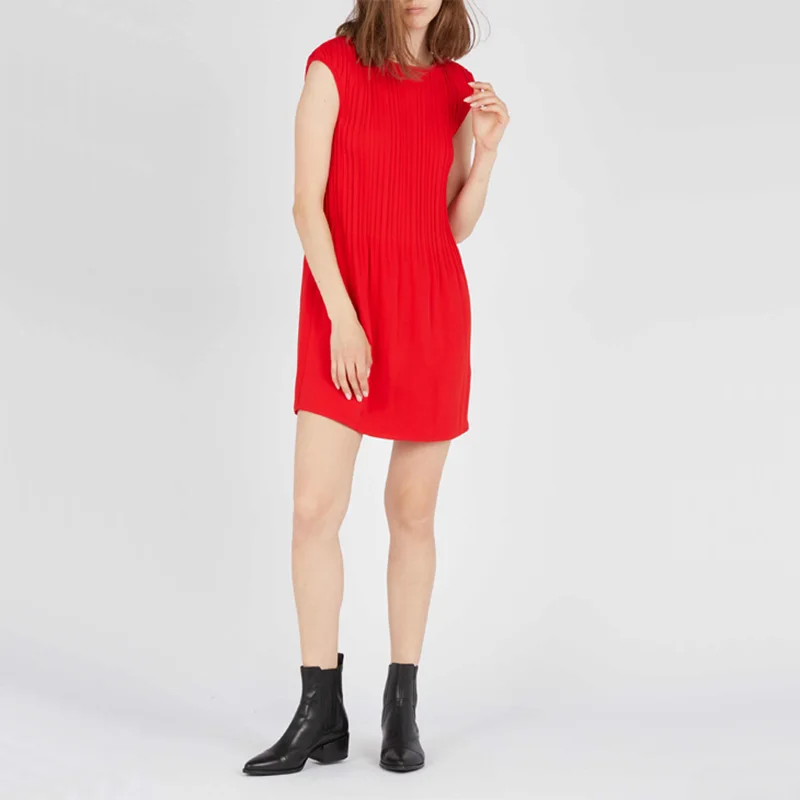 Patads French minority dress temperament slim sleeveless pleated skirt Sweet Autumn and winter ro00554
Patads French minority dress temperament slim sleeveless pleated skirt Sweet Autumn and winter ro00554