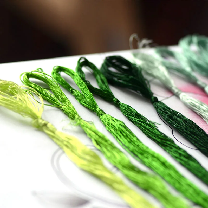 50 color Embroidery Suzhou embroidery DIY Common color Silk Line Branch Manual Embroidery Spiraea Wholesale Embroidery Lin
50 color Embroidery Suzhou embroidery DIY Common color Silk Line Branch Manual Embroidery Spiraea Wholesale Embroidery Lin