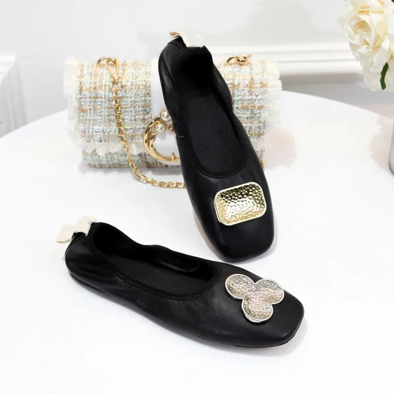 Red Square Toe Flats Shoes Women Metal Geometric Decoration Black Genuine Leather Casual Shoe
Red Square Toe Flats Shoes Women Metal Geometric Decoration Black Genuine Leather Casual Shoe