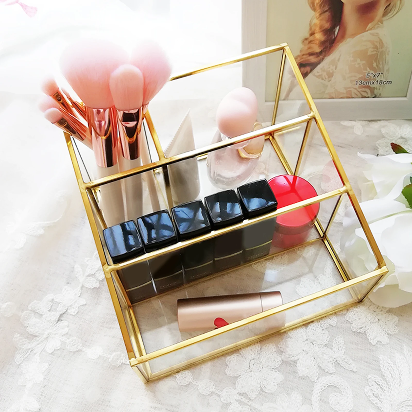 Clear Glass Cosmetic Storage Organizer Containter for Jewelry, Hair Accessories Makeup Brush Pen Holder Table Organizer
Clear Glass Cosmetic Storage Organizer Containter for Jewelry, Hair Accessories Makeup Brush Pen Holder Table Organizer