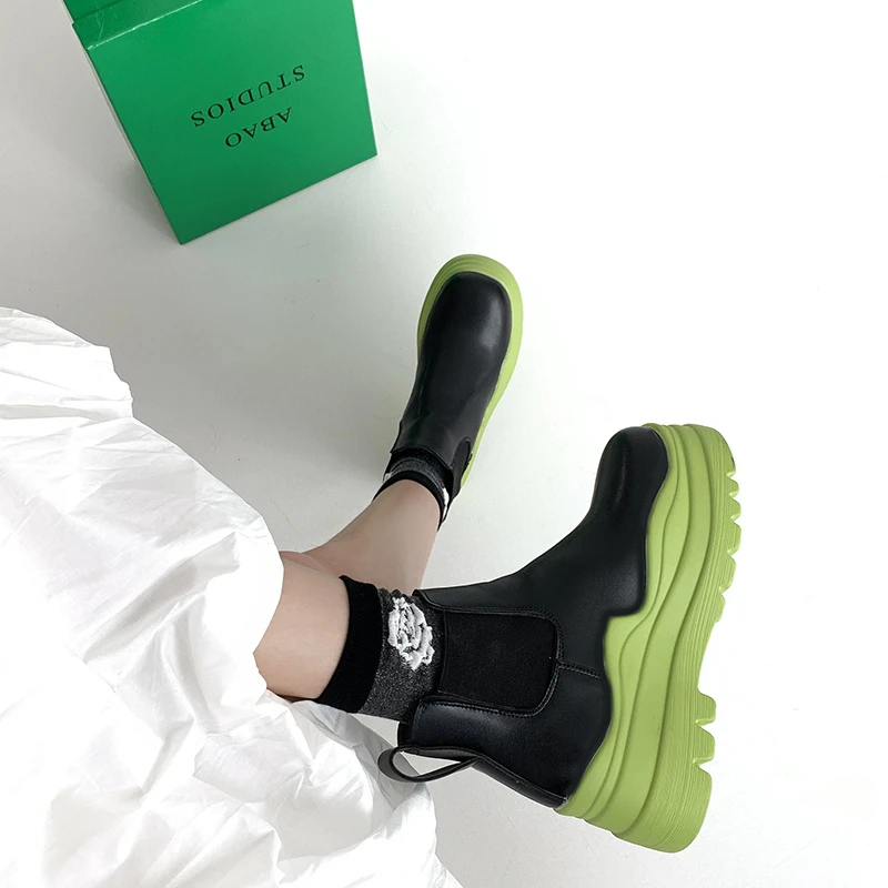 Новый дизайн, розовые ботинки челси на толстой подошве, женские ботильоны из натуральной кожи с круглым носком, женская модель 2021
Новый дизайн, розовые ботинки челси на толстой подошве, женские ботильоны из натуральной кожи с круглым носком, женская модель 2021