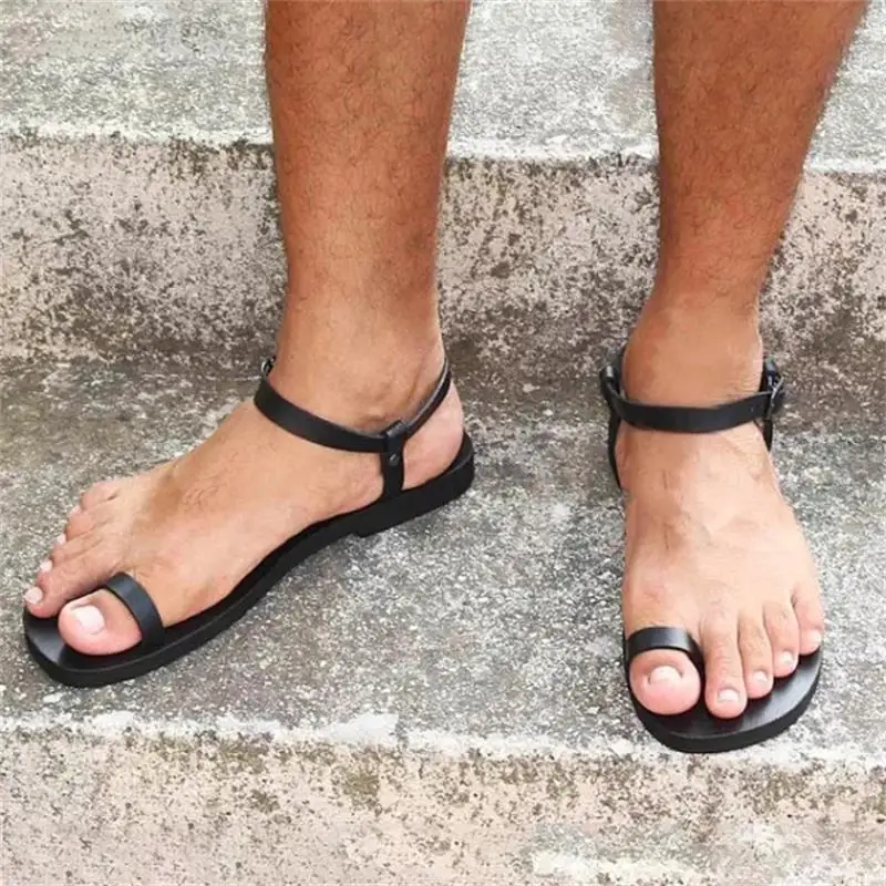 2021 New Men's Shoes Trend Solid Color PU Simple Toe Ring One-word Buckle Barefoot Flat Heel Comfortable Casual Sandals HL473
2021 New Men's Shoes Trend Solid Color PU Simple Toe Ring One-word Buckle Barefoot Flat Heel Comfortable Casual Sandals HL473