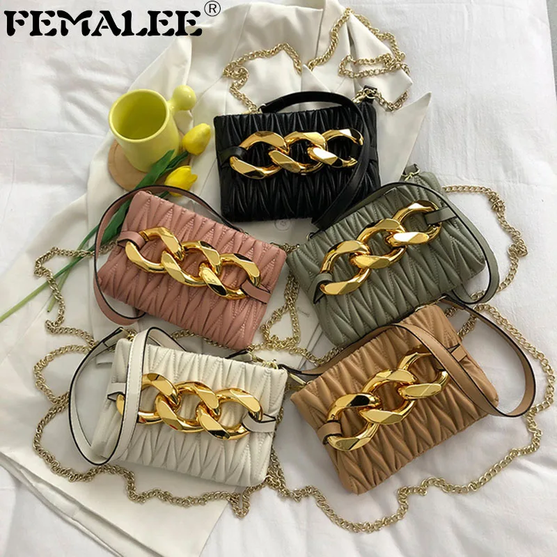 Autumn V Pattern Ladies Underarm Bags 2021 Fashion Chain Solid Color Shoulder Bags PU Thread Ruched Crossbody Bags For Female
Autumn V Pattern Ladies Underarm Bags 2021 Fashion Chain Solid Color Shoulder Bags PU Thread Ruched Crossbody Bags For Female
