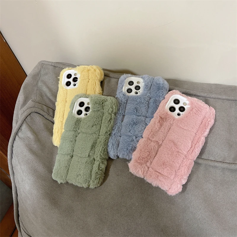 For iPhone 13 12 11 Pro Max X XR XS Max 7 8 Plus mobile phone case square pattern warm plush shockproof protective cover
For iPhone 13 12 11 Pro Max X XR XS Max 7 8 Plus mobile phone case square pattern warm plush shockproof protective cover