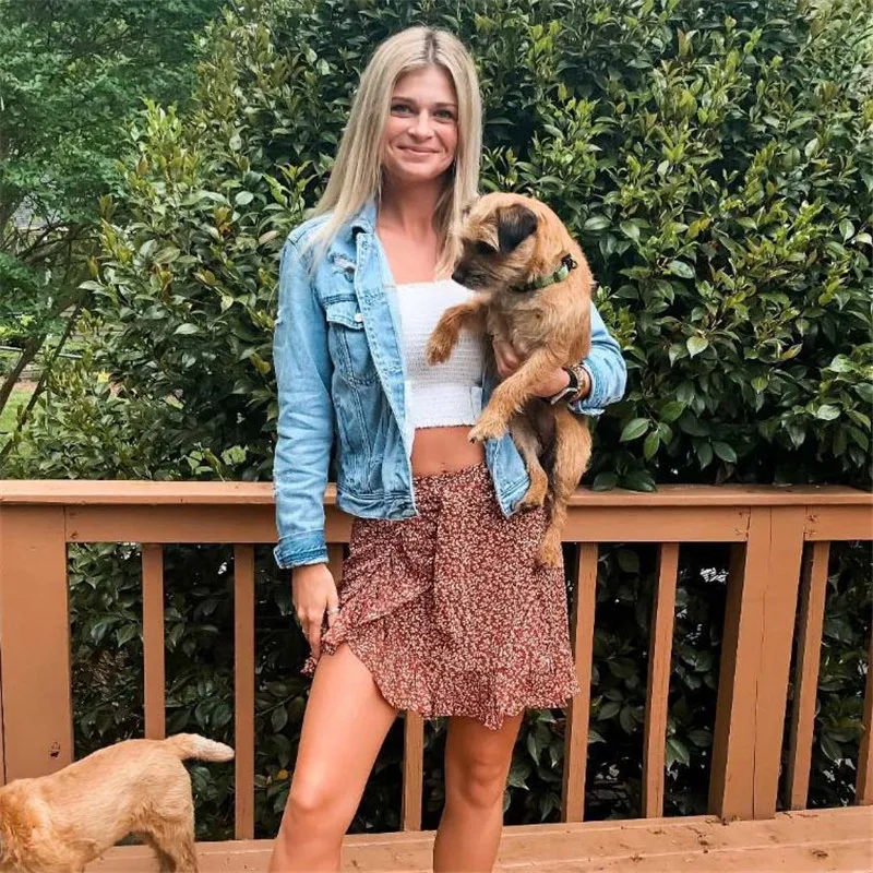 Женская Асимметричная мини-юбка с высокой талией и принтом
Женская Асимметричная мини-юбка с высокой талией и принтом