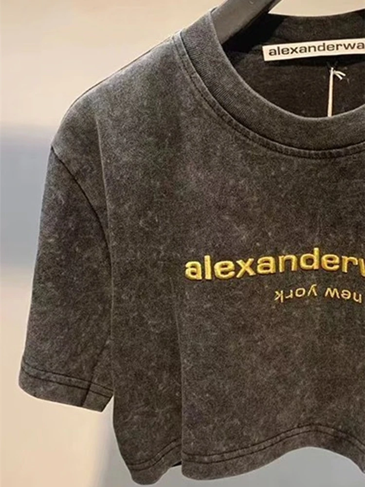 2021Ladies New Luxury Short Sleeve Crop Top Women Summer Letter T-Shirt Tops Navel Slim Vest Club Streetwear Female Fashion Tee
2021Ladies New Luxury Short Sleeve Crop Top Women Summer Letter T-Shirt Tops Navel Slim Vest Club Streetwear Female Fashion Tee