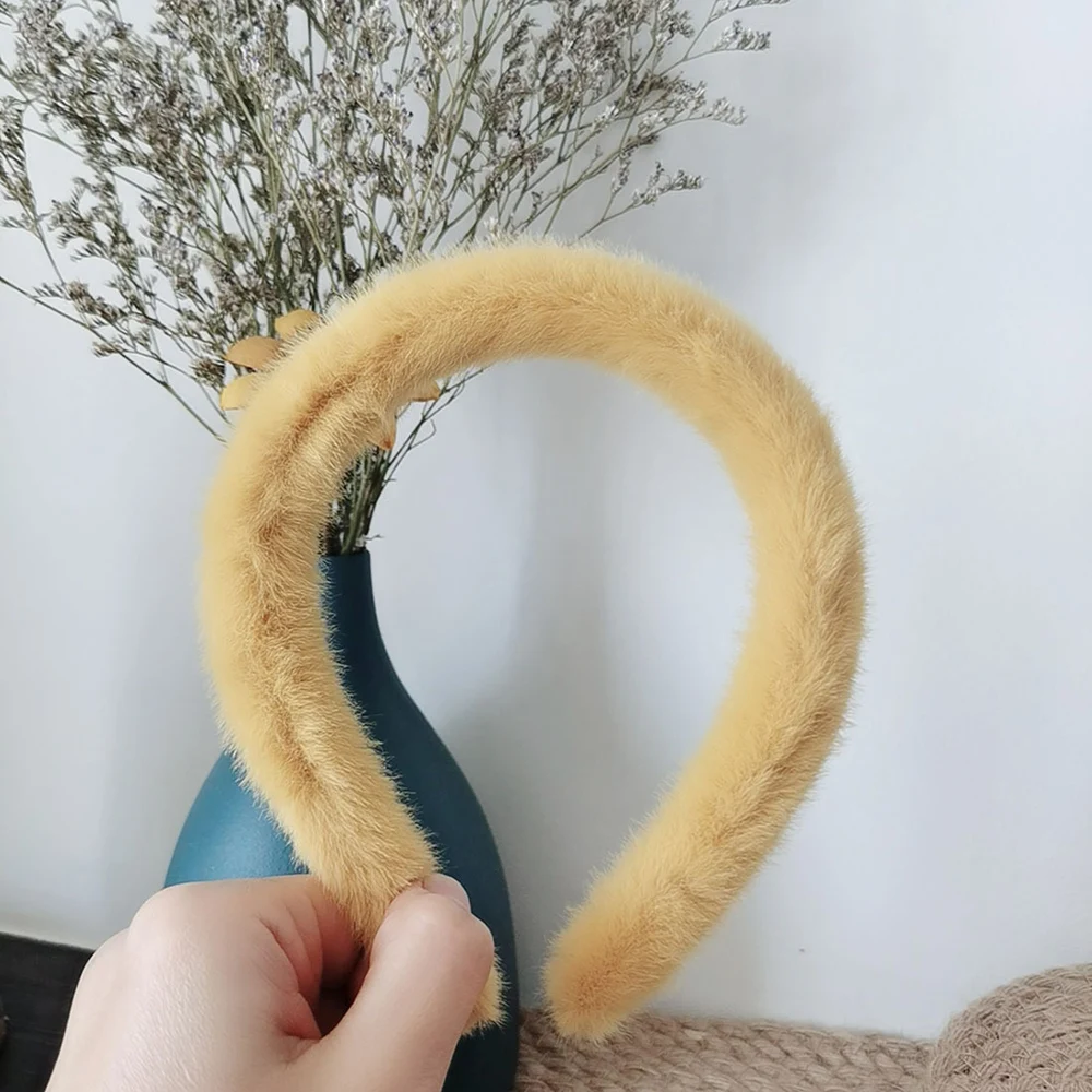 Newest Winter Fake Fur Headband Women Girls Hair Head Hoop Bands Accessories Vintage Colorful Hairbands Headdress Scrunchies
Newest Winter Fake Fur Headband Women Girls Hair Head Hoop Bands Accessories Vintage Colorful Hairbands Headdress Scrunchies
