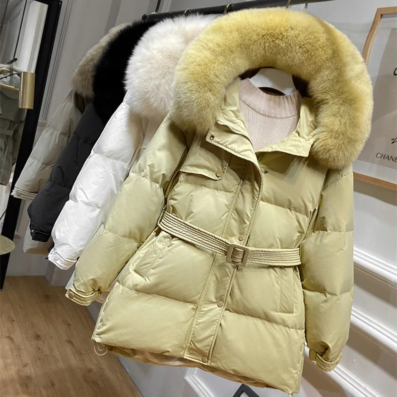 Real fox fur collar women middle long down jacket 2020 new fashion winter white duck down coat slim yellow jacket young lady
Real fox fur collar women middle long down jacket 2020 new fashion winter white duck down coat slim yellow jacket young lady