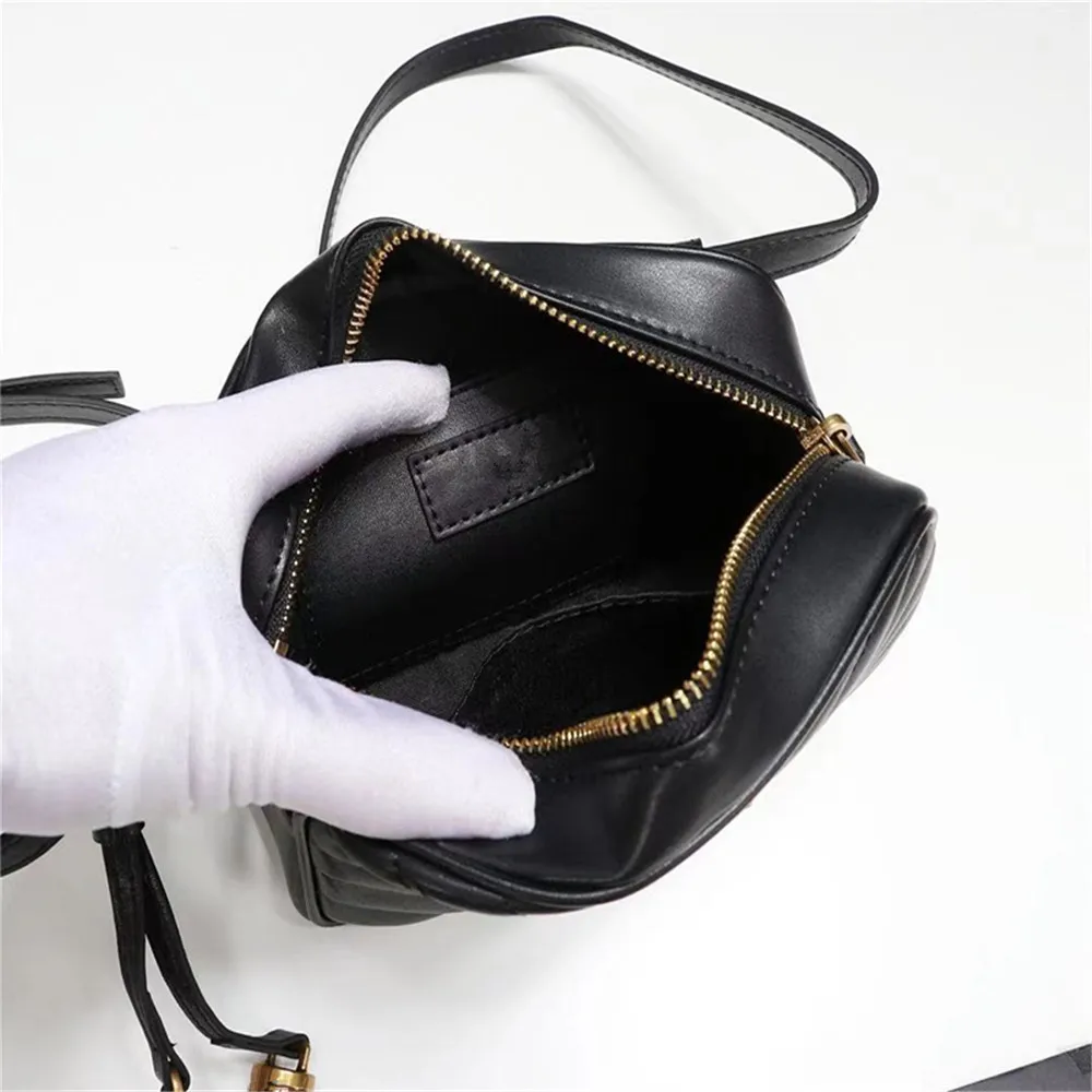 The New 2021 Luxury Designer Genuine Leather Women Shoulder Bag Handbag Europe Brand High Quality 
The New 2021 Luxury Designer Genuine Leather Women Shoulder Bag Handbag Europe Brand High Quality