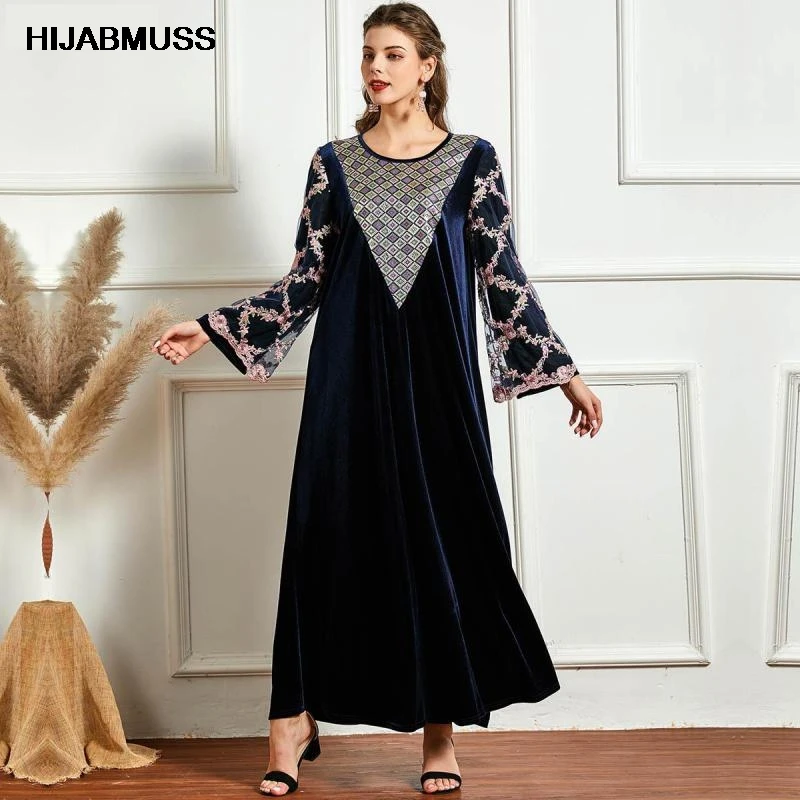 Oversized Women's Fashion Comfortable Embroidered Velvet Long Sleeve Stitching Arabian Dress Muslim Robe Kebaya Jalabiya Dress
Oversized Women's Fashion Comfortable Embroidered Velvet Long Sleeve Stitching Arabian Dress Muslim Robe Kebaya Jalabiya Dress