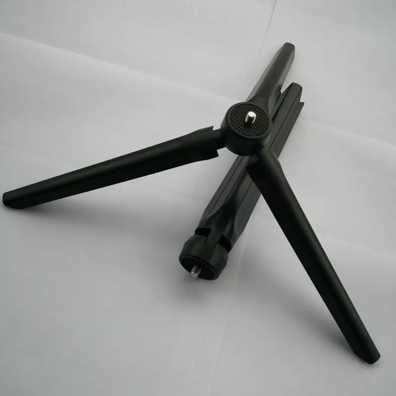 Mini Photography Table Top Bracket Aluminum alloy Tripod for Feiyu Zhiyun Series Stabilizer
Mini Photography Table Top Bracket Aluminum alloy Tripod for Feiyu Zhiyun Series Stabilizer