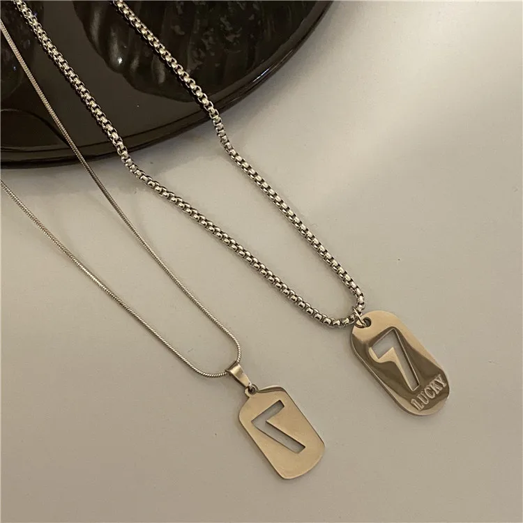 Ladies Fashion Necklace Light Luxury High Sense Long Titanium Steel Necklace Female Hip Hop Trendy Wild Lady Necklace
Ladies Fashion Necklace Light Luxury High Sense Long Titanium Steel Necklace Female Hip Hop Trendy Wild Lady Necklace