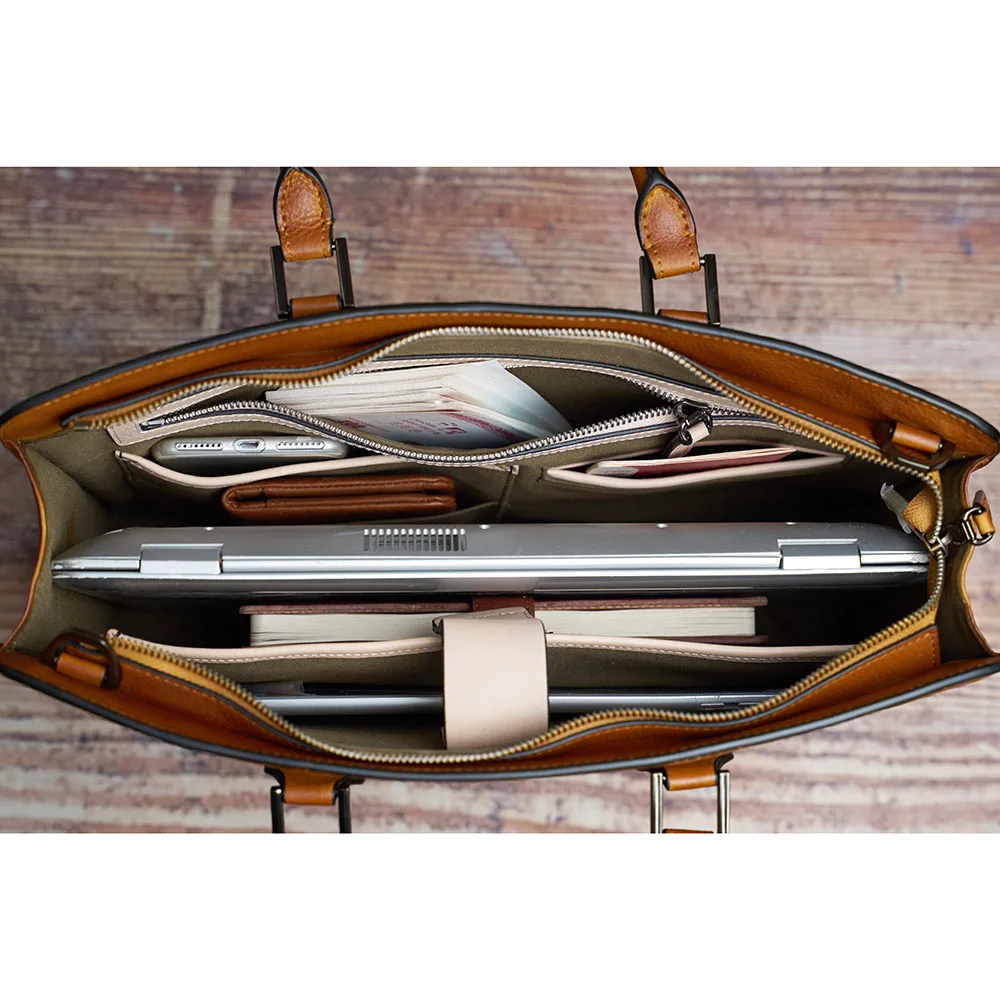 NUPUGOO Business Men's Briefcase Genuine Leather Original Casual Handbag Man Vintage Shoulder Bag Brown For 14 Inch Laptop Bag
NUPUGOO Business Men's Briefcase Genuine Leather Original Casual Handbag Man Vintage Shoulder Bag Brown For 14 Inch Laptop Bag