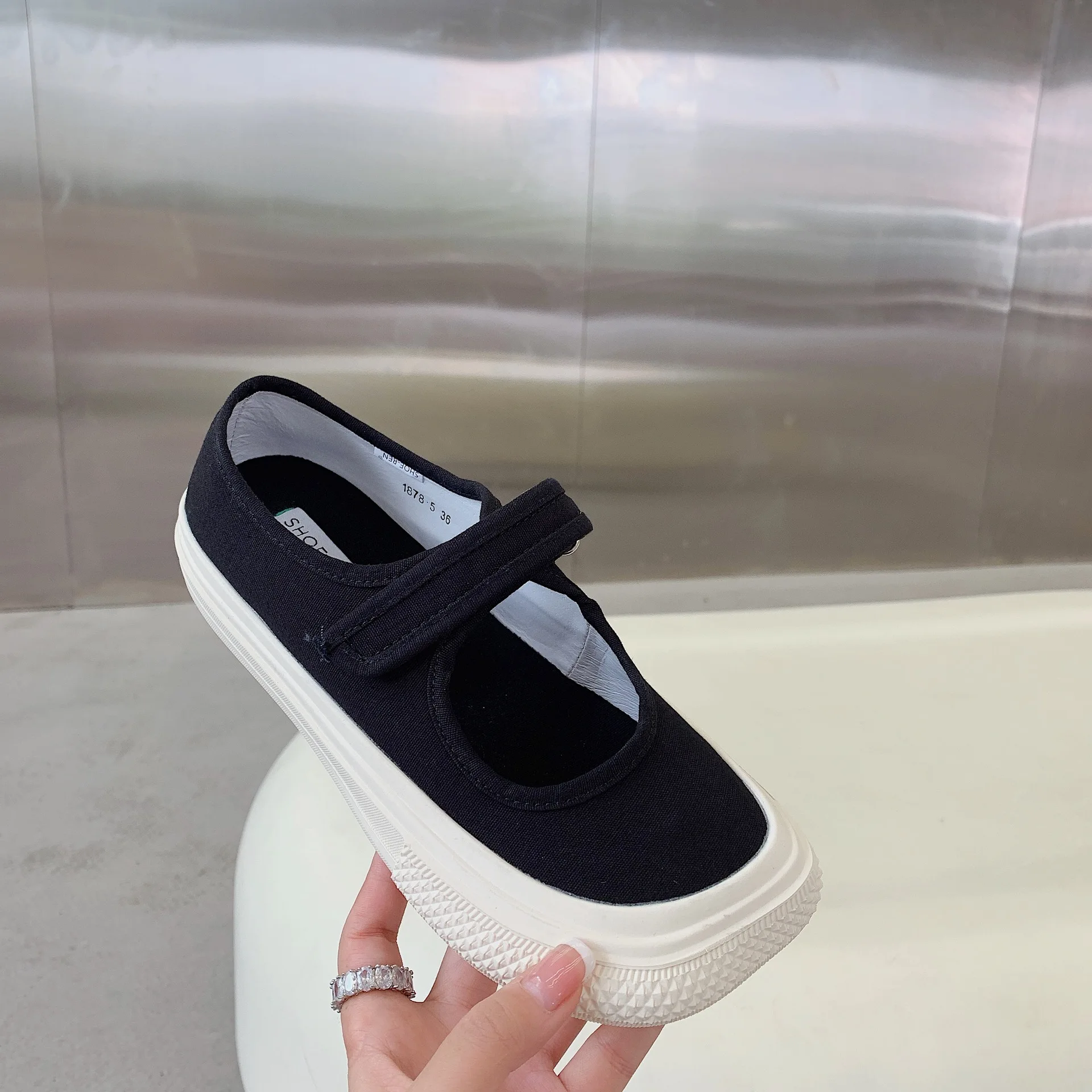Casual Woman Shoe Slip-on Female Footwear Square Toe Modis Shallow Mouth Slip On Dress 2021 Leisure Hook & Loop Slip-On Solid Ba 
Casual Woman Shoe Slip-on Female Footwear Square Toe Modis Shallow Mouth Slip On Dress 2021 Leisure Hook & Loop Slip-On Solid Ba