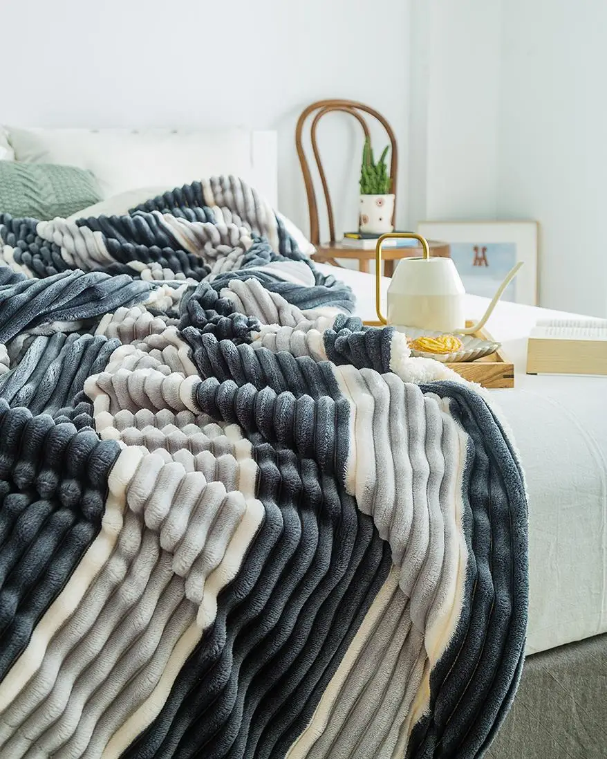 Gray Stripe Throw Blanket Nap BlanketsNordic Travel Car Air Condition Throw Blanket Bedspread 150X200cm
Gray Stripe Throw Blanket Nap BlanketsNordic Travel Car Air Condition Throw Blanket Bedspread 150X200cm
